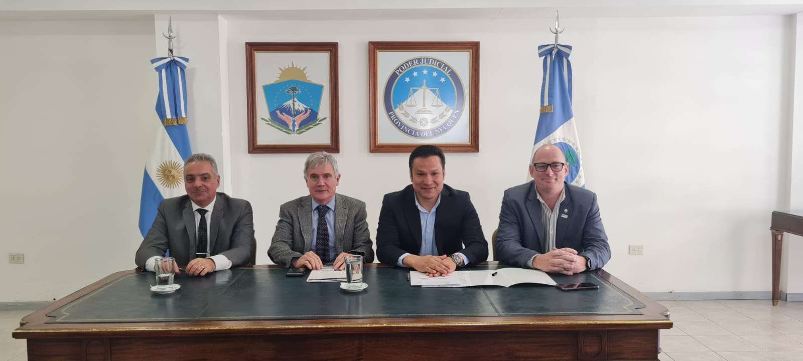 El Poder Judicial firmó un convenio con el Ministerio de Gobierno y ...